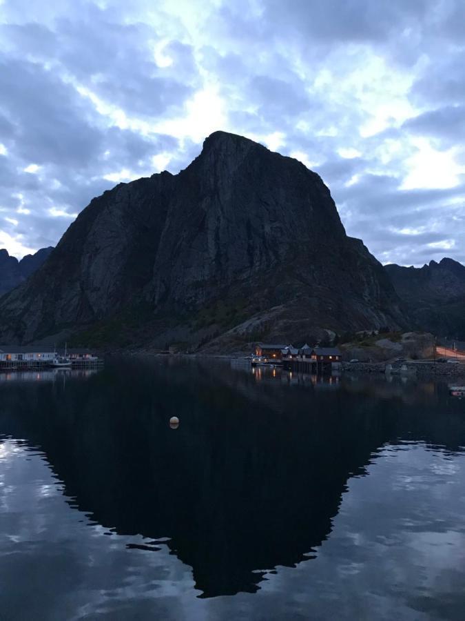 Lurn Sjohus Villa Reine Luaran gambar
